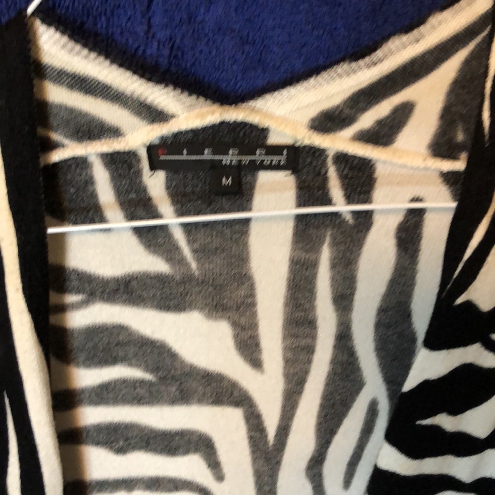 Beautiful Leopard Print And Fuchsia Flowered Card… - image 3